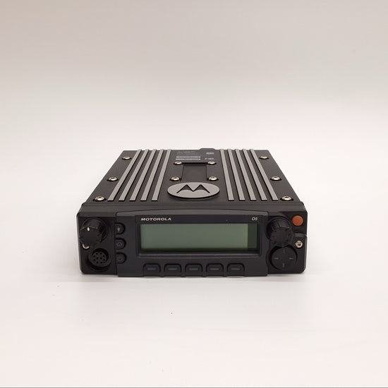 Motorola APX6500 M25URS9PW1AN 7/800 MHZ Mobile Radio TDMA