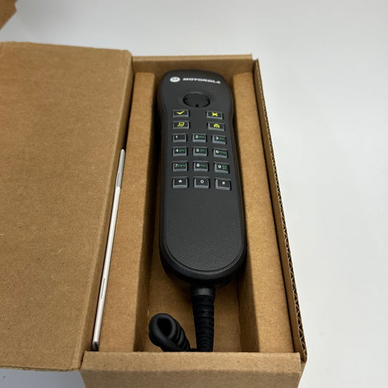 Motorola HMN4097A Model 3 III Telephone Style Handset Microphone for Radios - HMN4097