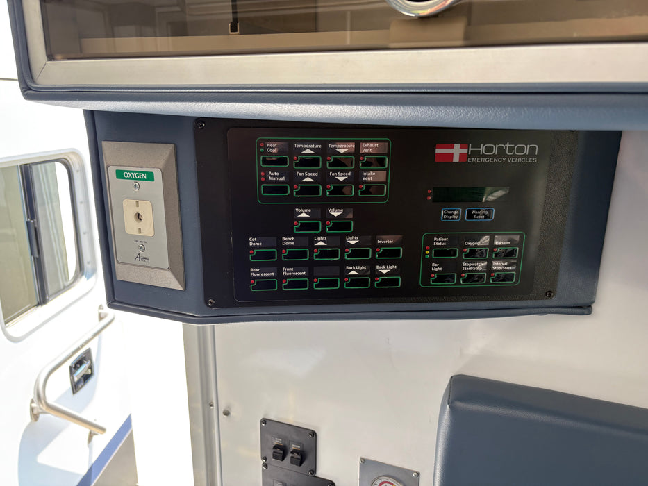 2009 International Navistar Horton Dual Stretcher Certified "Star of Life" Ambulance