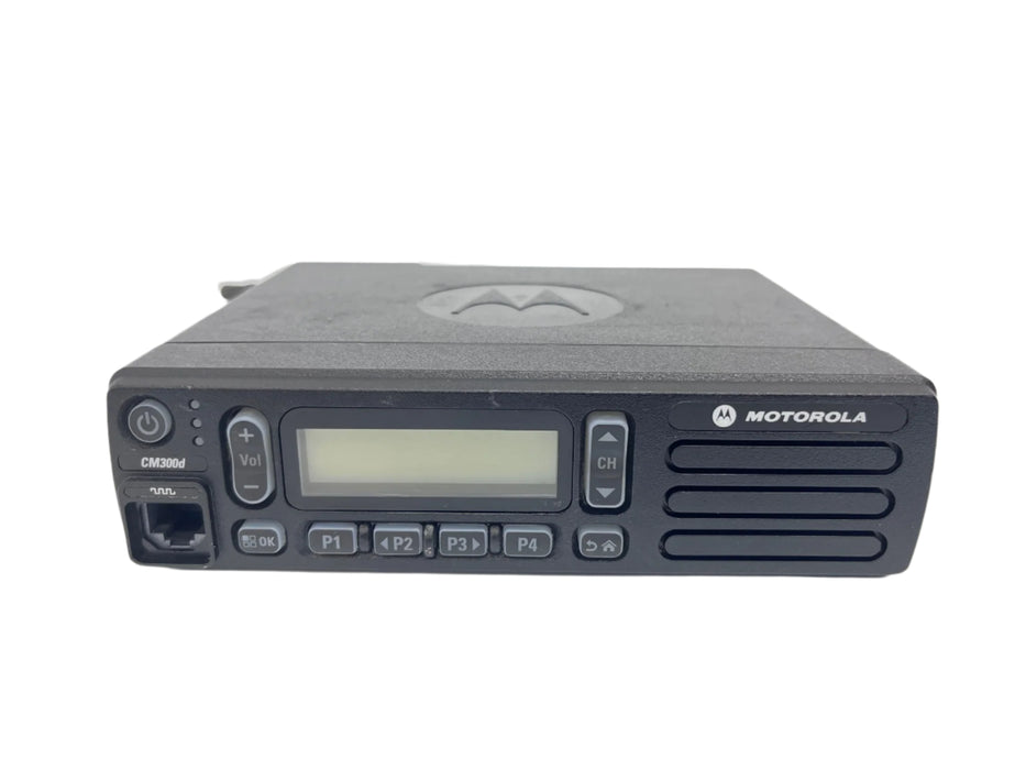 Motorola CM300D AAM01QNH9JA1AN UHF Mobile Radio