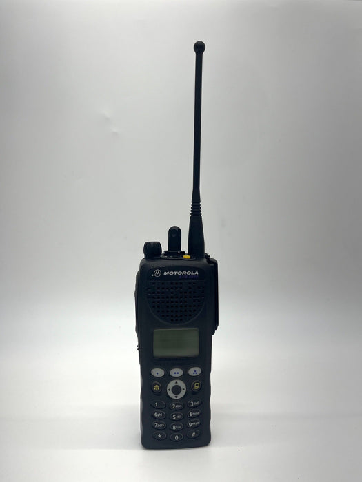 Motorola XTS2500 H46WCH9PW7BN 900 Mhz P25 Model 3 Portable Radio