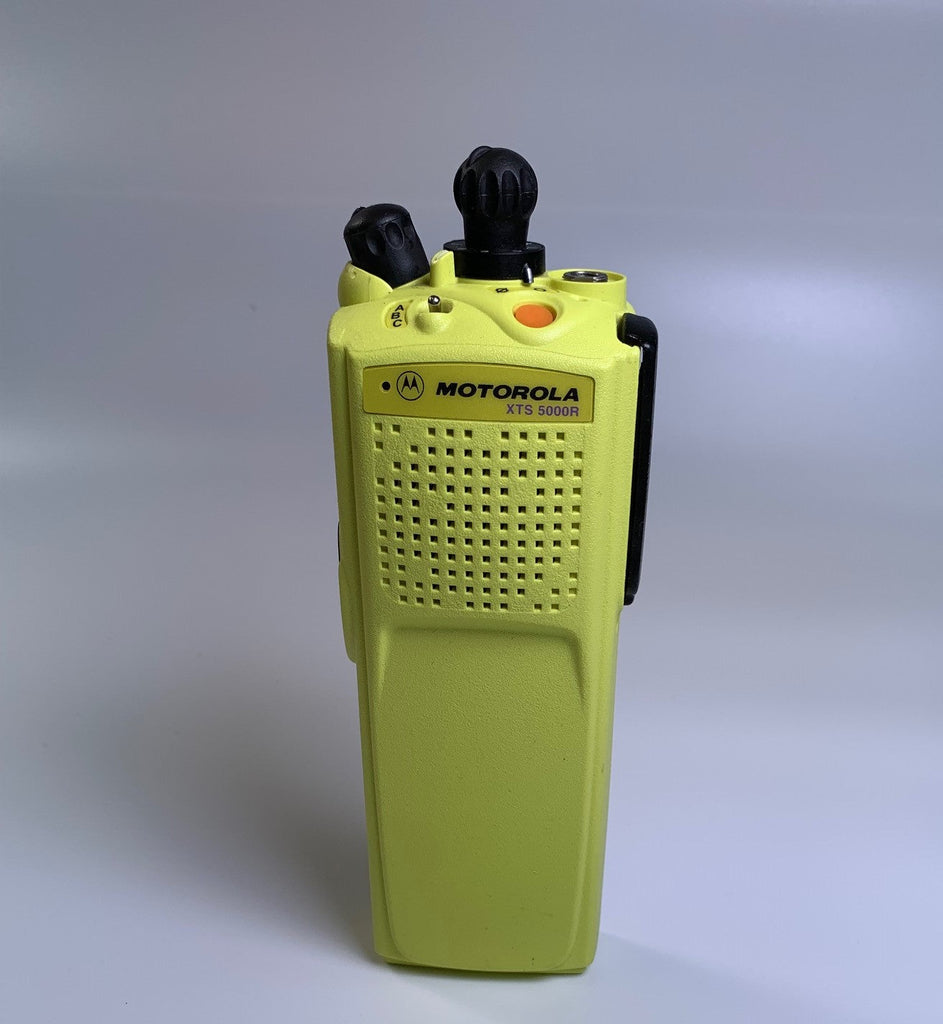 Motorola XTS5000 H18SDC9PW5AN UHF R2 P25 Portable Radio - YELLOW