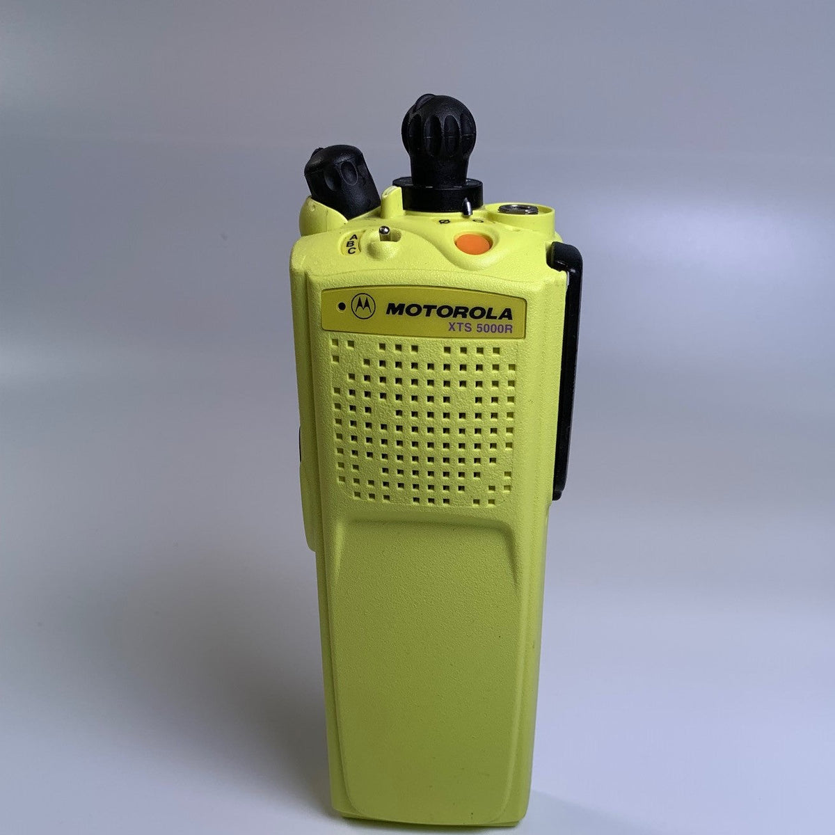 Motorola XTS5000 H18SDC9PW5AN UHF R2 P25 Portable Radio - YELLOW