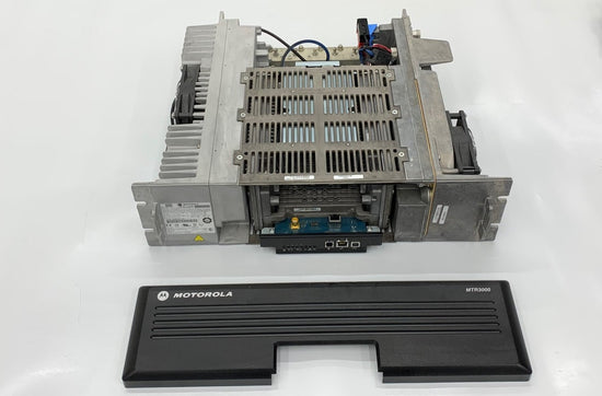 Motorola MTR3000 VHF Base Repeater 16 Channel Analog / MotoTRBO Digital Base Station/ - HaloidRadios.com