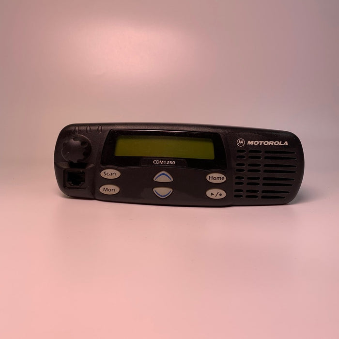 Motorola CDM1250 UHF Mobile Radio 450-527MHz With Mic & Power Cord | Used, Needs Programming