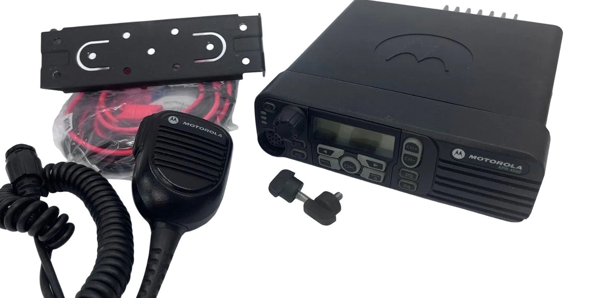 Motorola XPR4550 AAM27TRH9LA1AN UHF R2 Mobile Radio CONNECT PLUS
